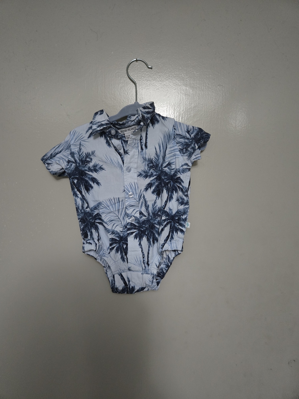 Posh Peanut Blue and White Palm Tree Short Sleeve One-Piece Bodysuit